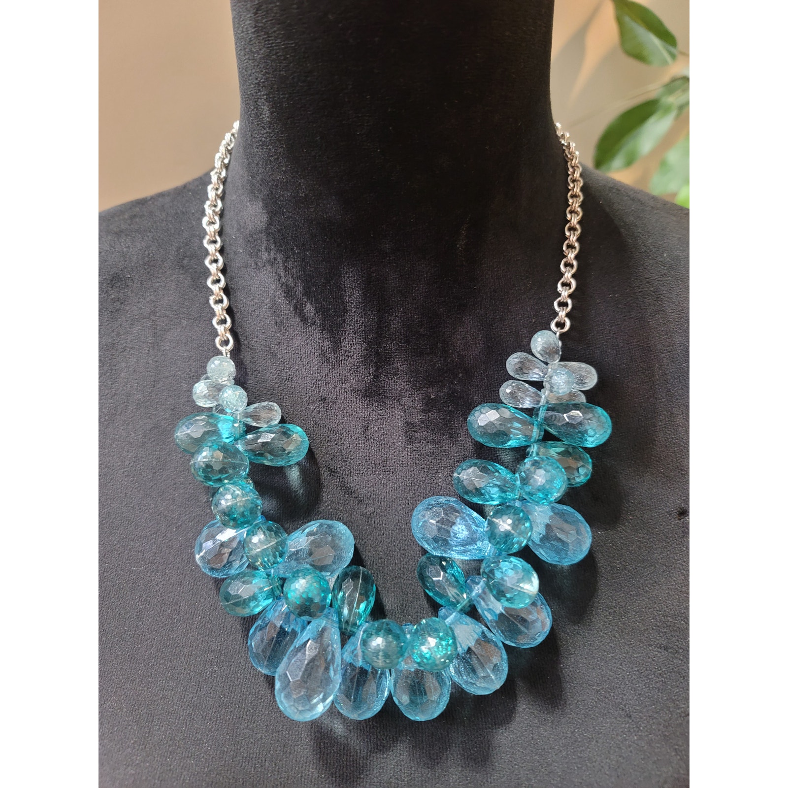Women's Statement Blue Glass Bead Necklace Chunky Silver Chain Trendy Jewelry